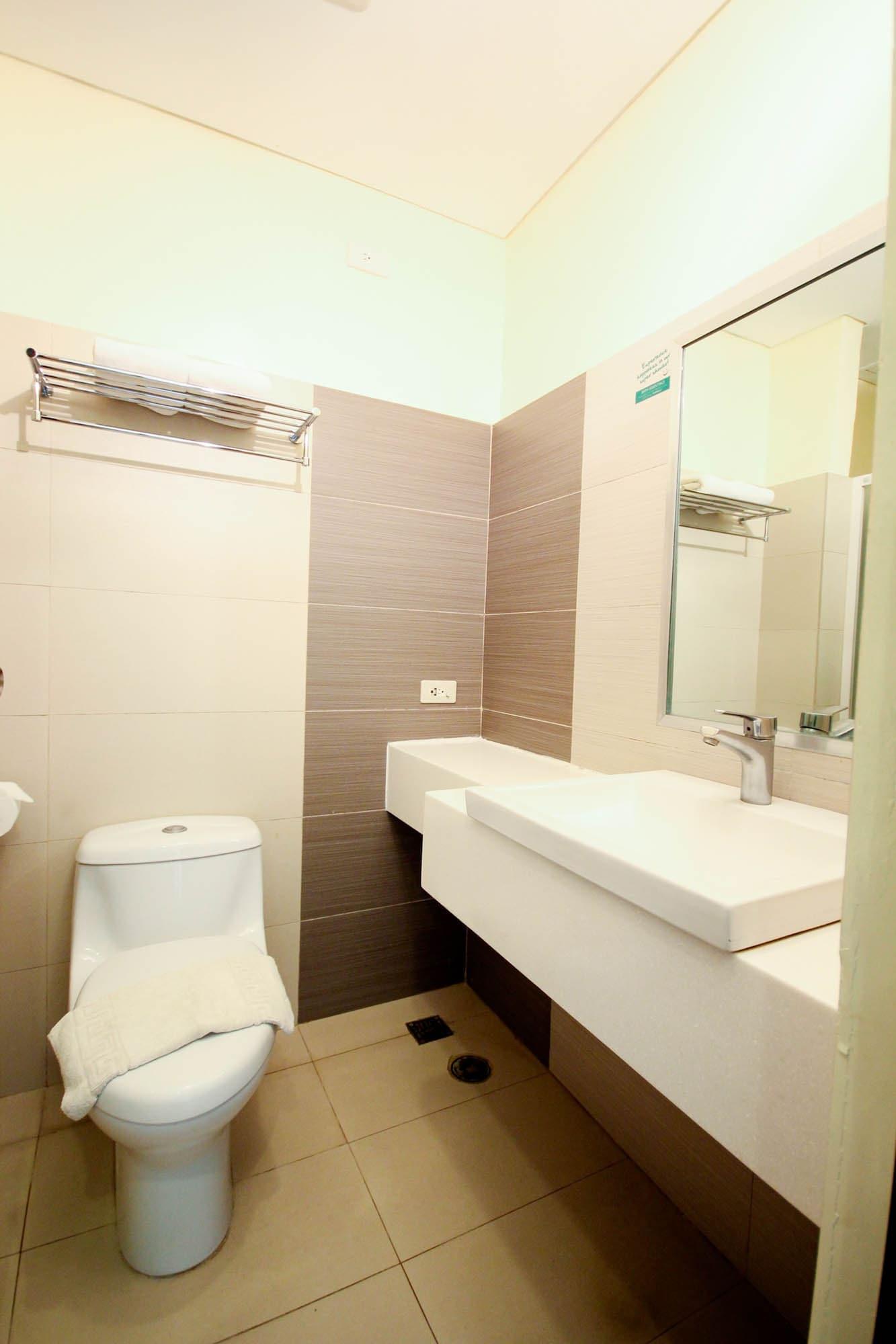 Go Hotels Lanang - Davao City Kültér fotó