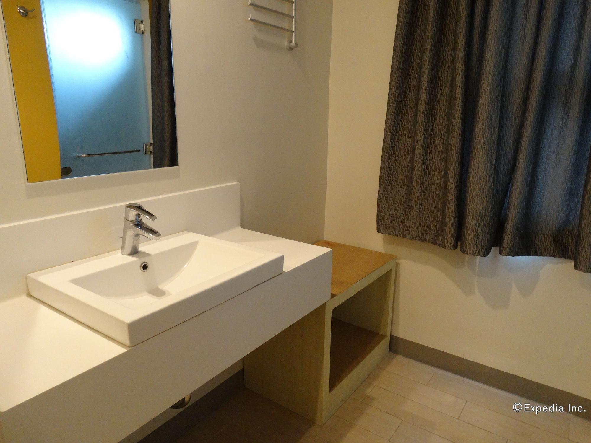 Go Hotels Lanang - Davao City Kültér fotó