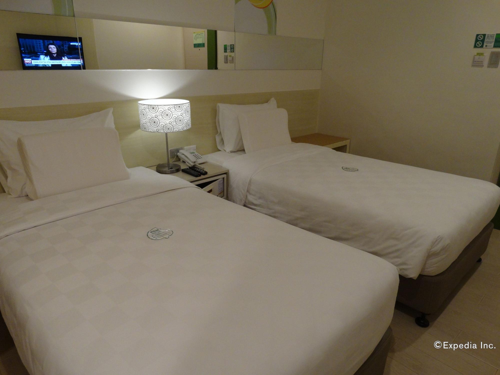Go Hotels Lanang - Davao City Kültér fotó